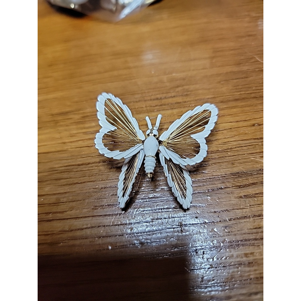 Monet Butterfly Brooch White Enamel Gold Tone Openwork Vintage Jewelry